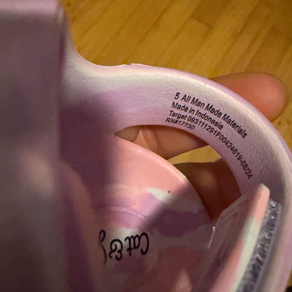 Sandals - Picture 3 of 3